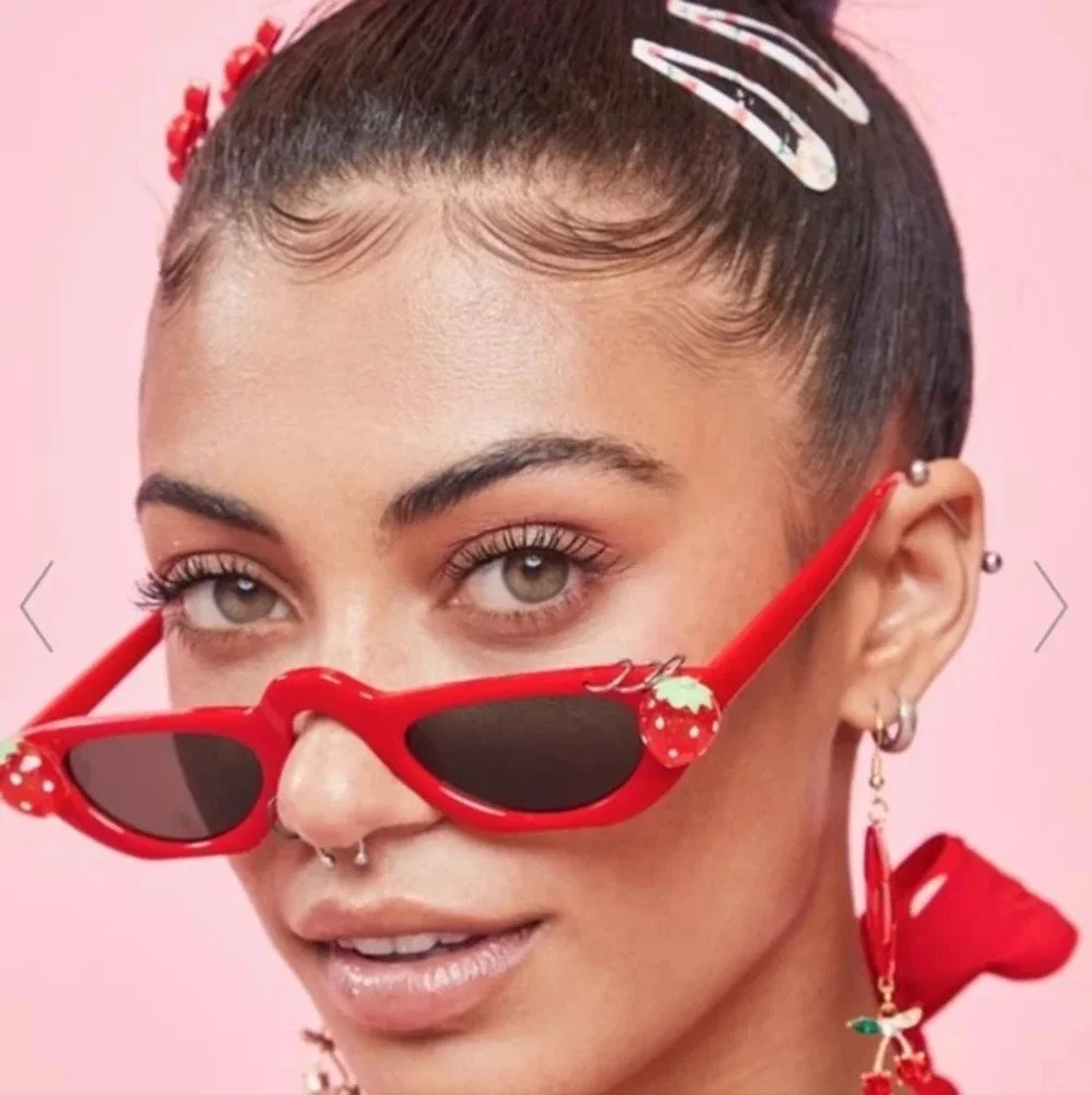 RDolls Kill Red Librarian style  sunglasses NEW‎